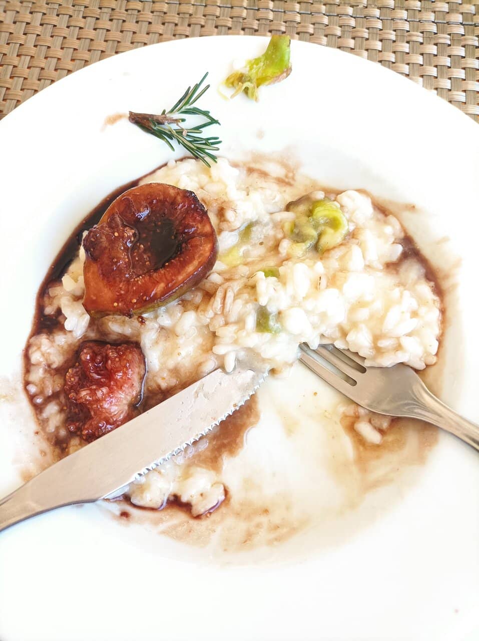 Refined Rustic Ambiance