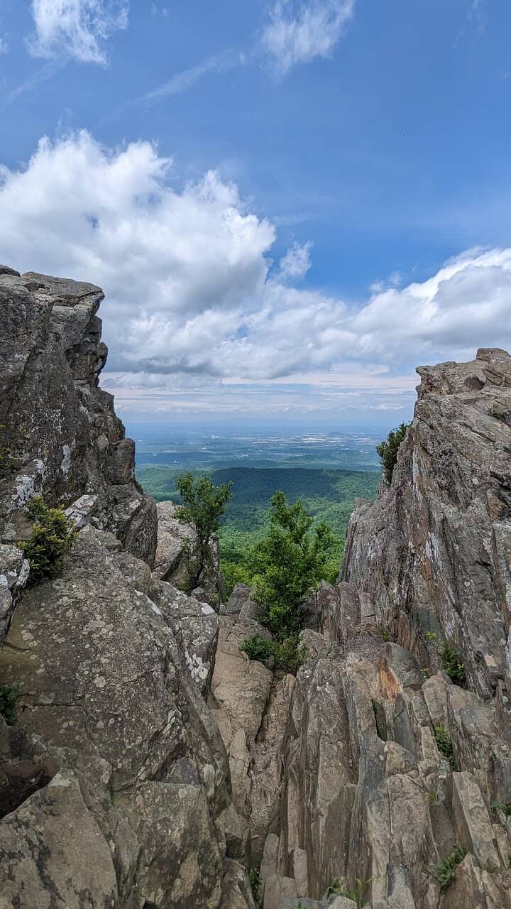 Humpback Rocks Visitor Center