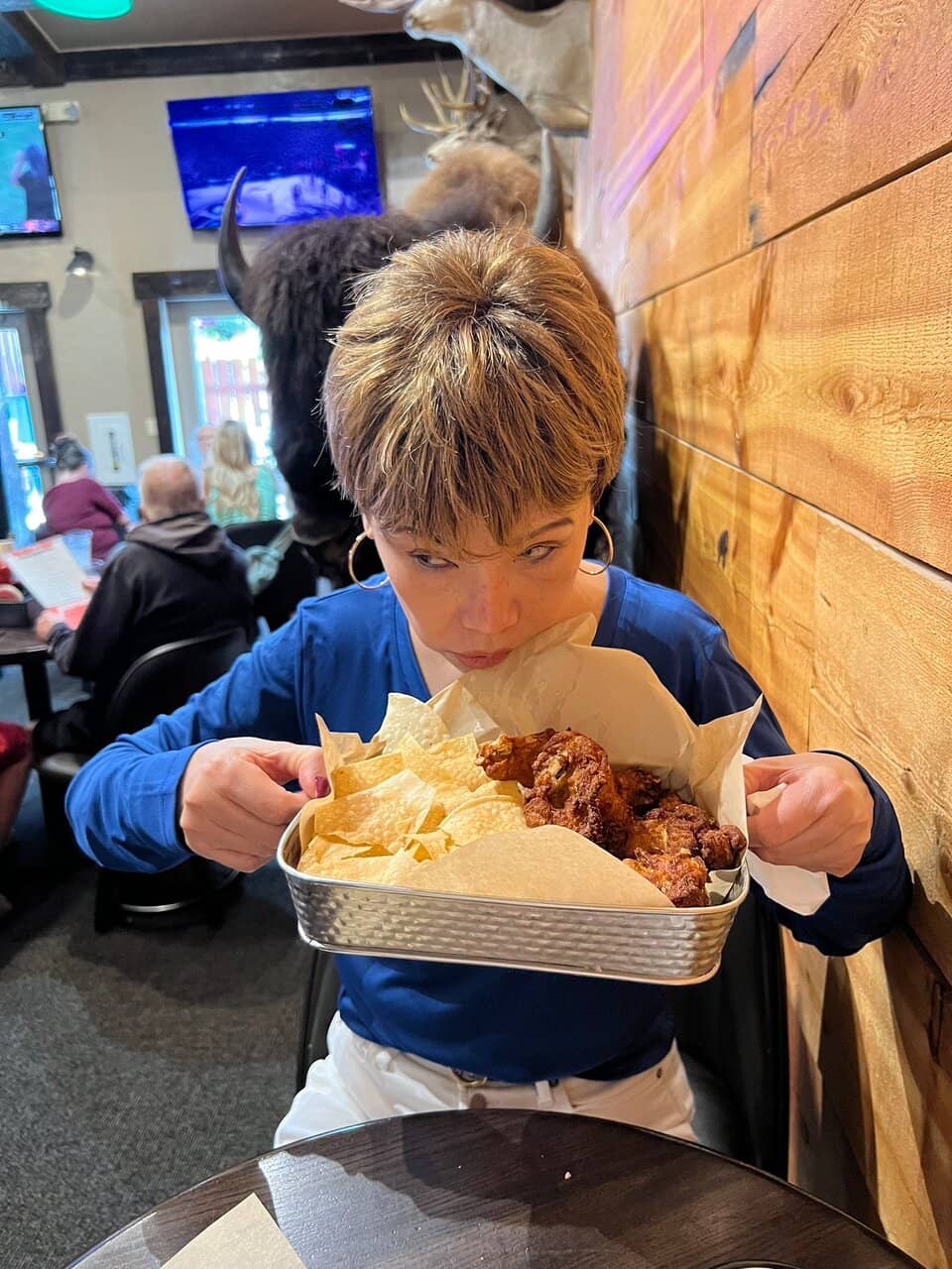 Hearty Breakfast & Bar Food