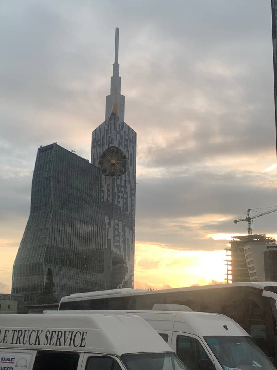 Panoramic City & Sea Views