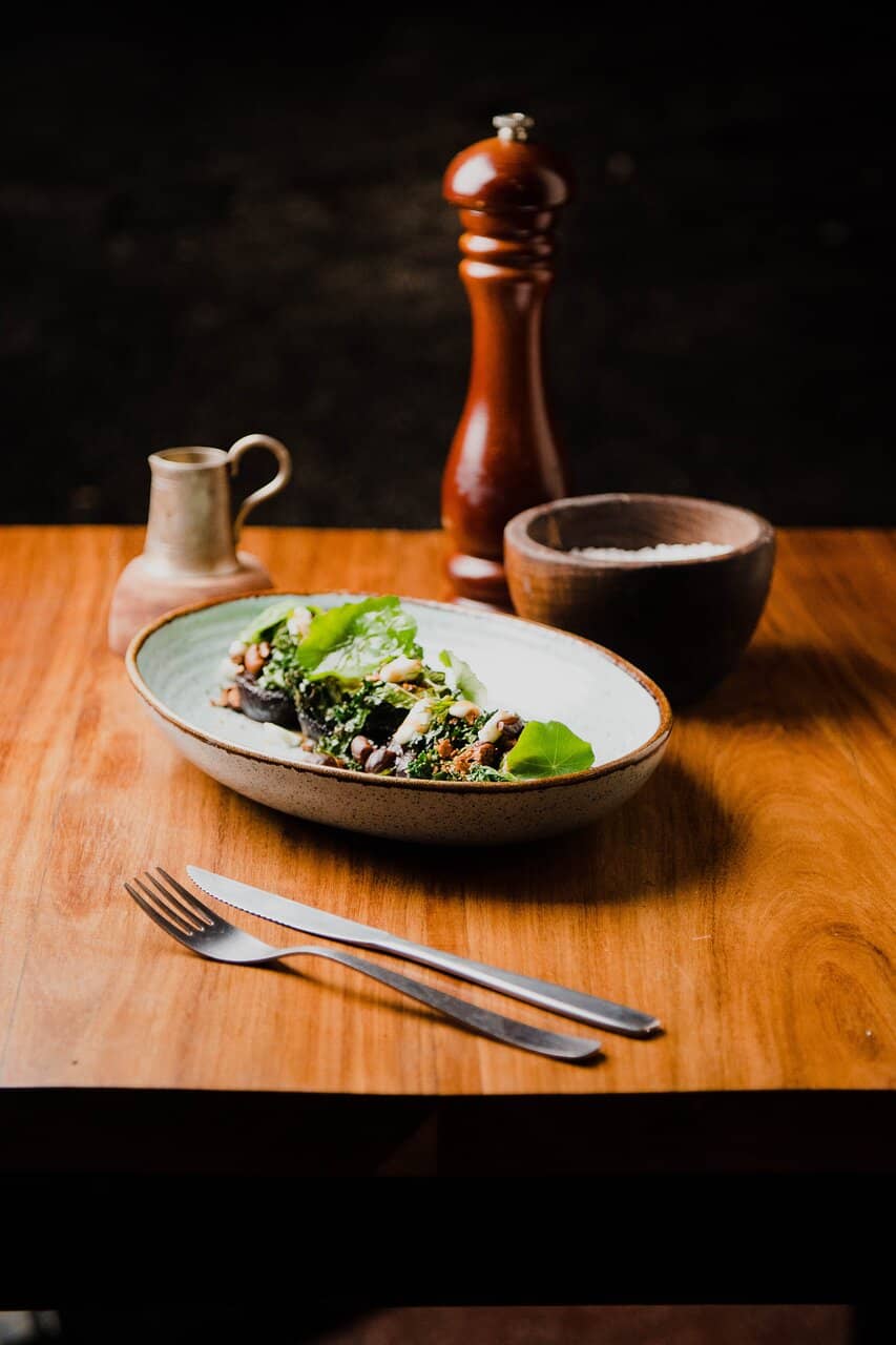 Intimate Bar Experience