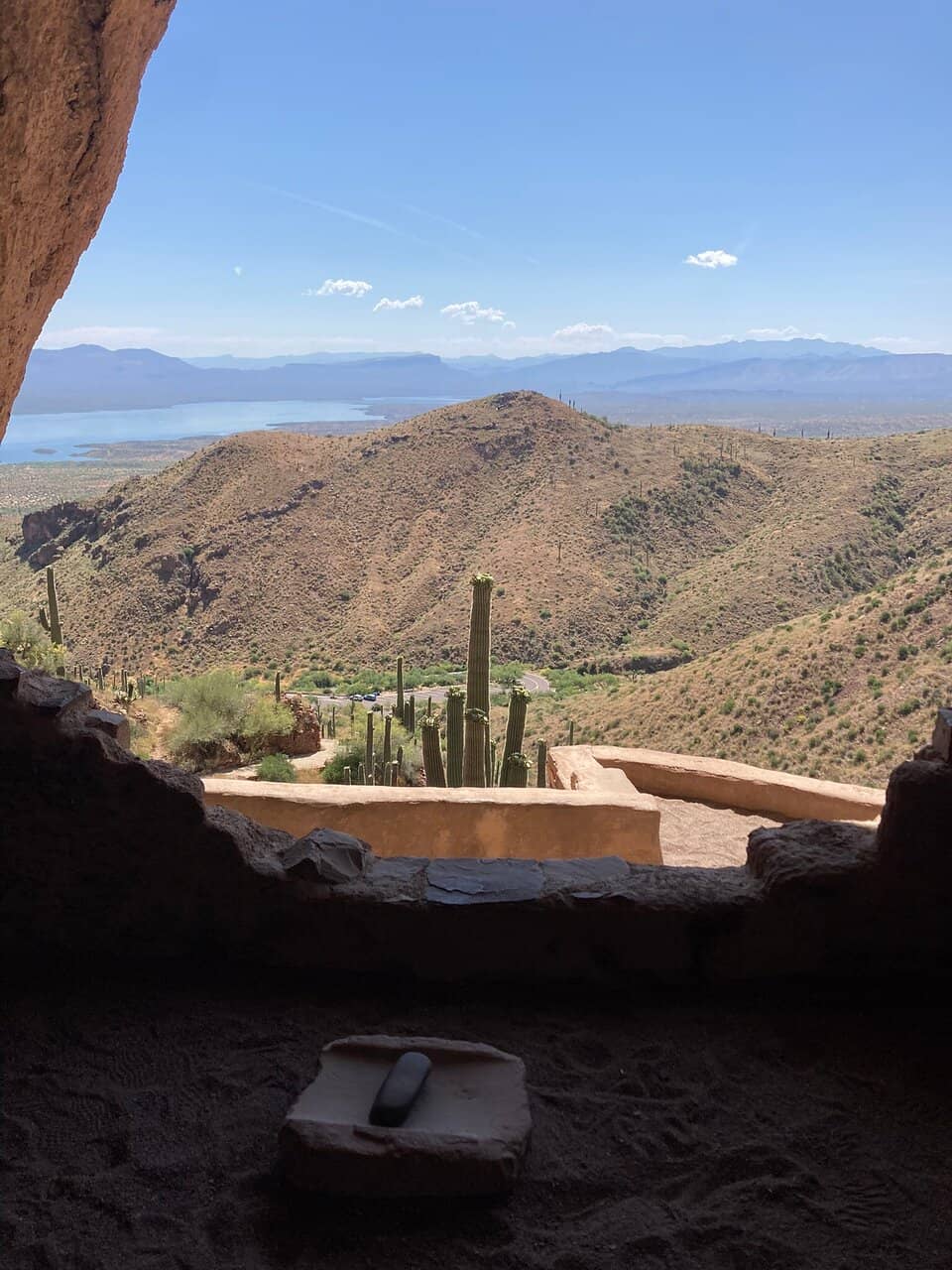 Scenic Drive to Roosevelt Lake