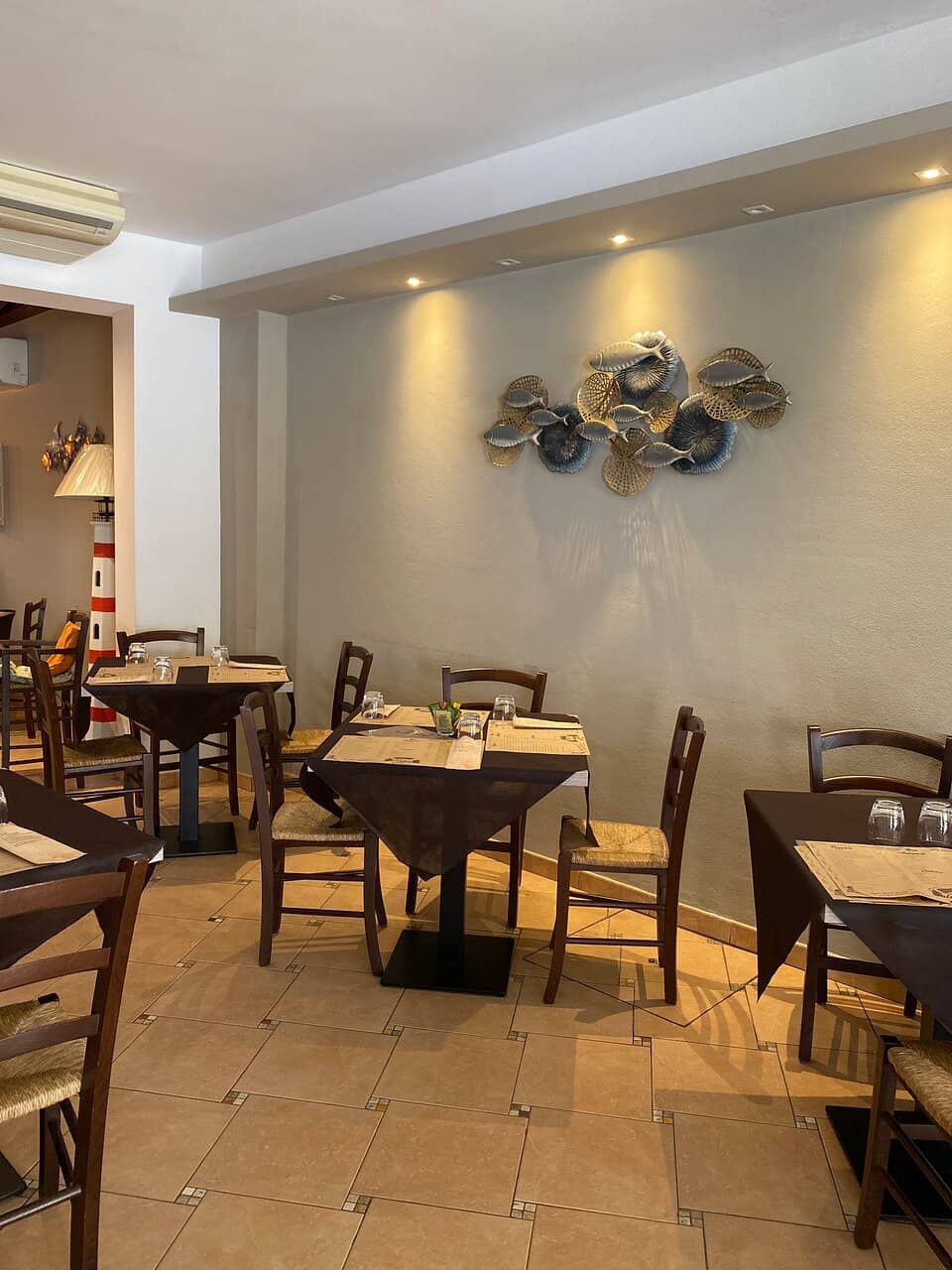 Cozy and Welcoming Ambiance