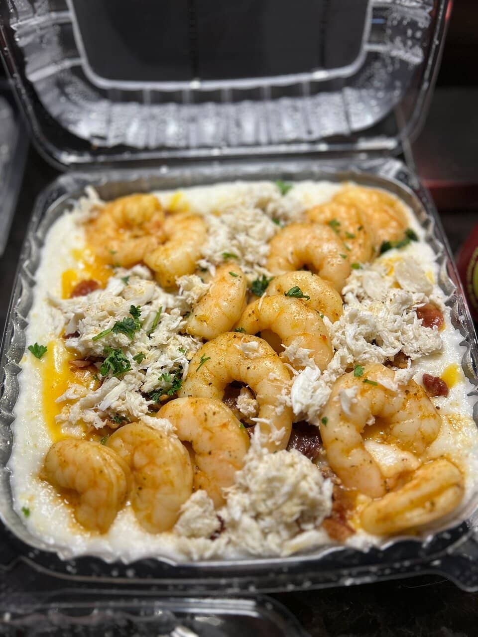 Famous Giant Cinnamon Rolls