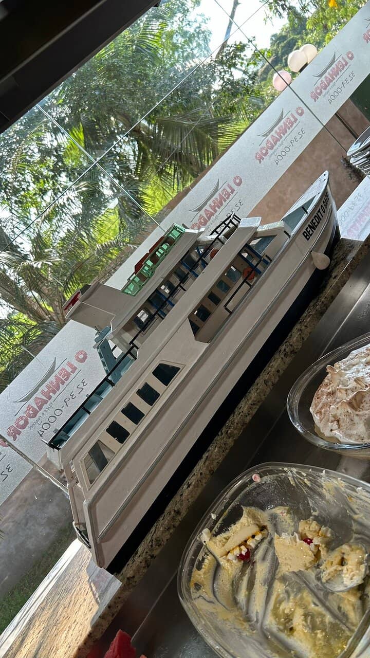 Rustic Ambiance with a Tropical Touch