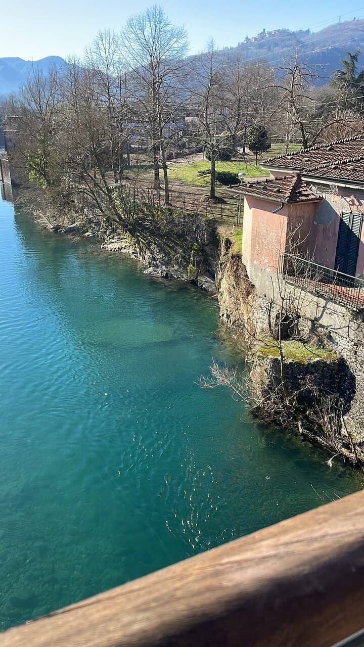 The Iconic Chain Bridge