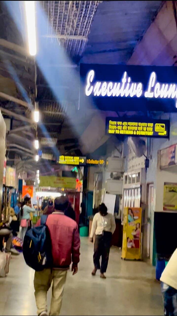 Proximity to Tenzing Norgay Bus Station