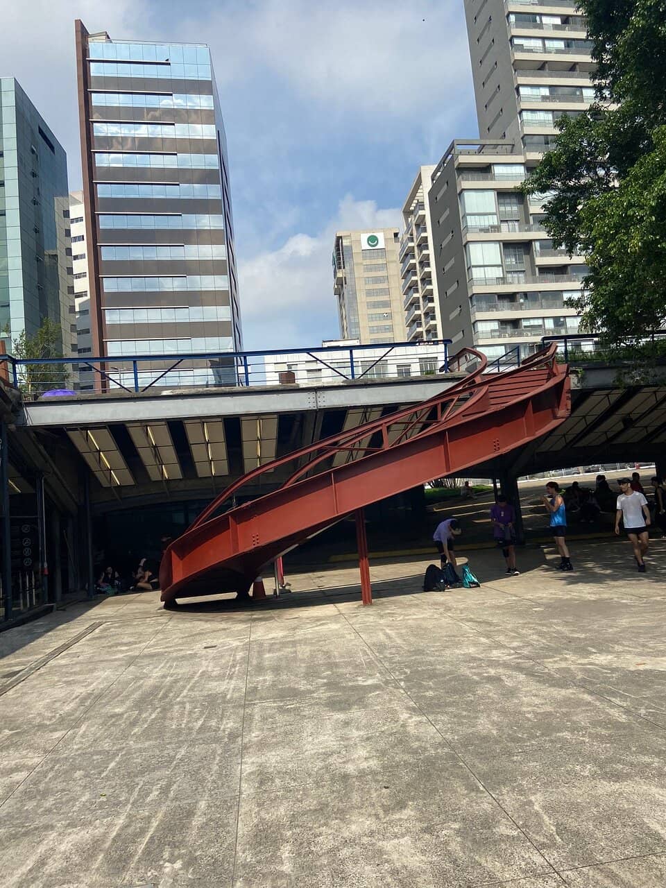 Free Art Exhibitions