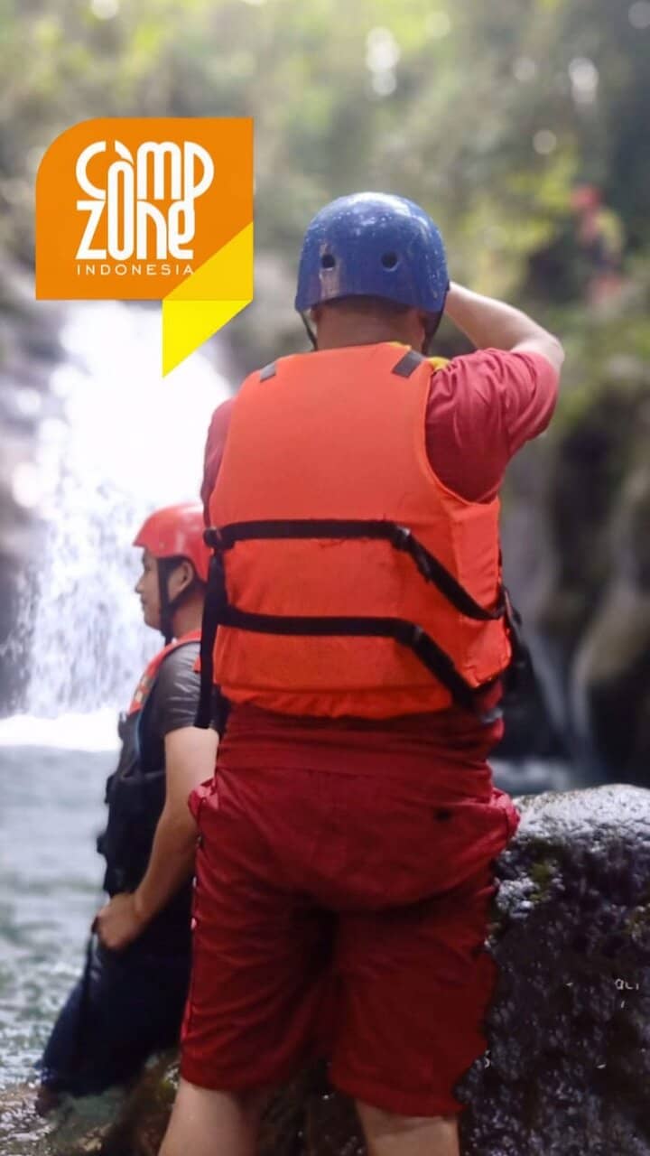 Scenic River Gorge Trek