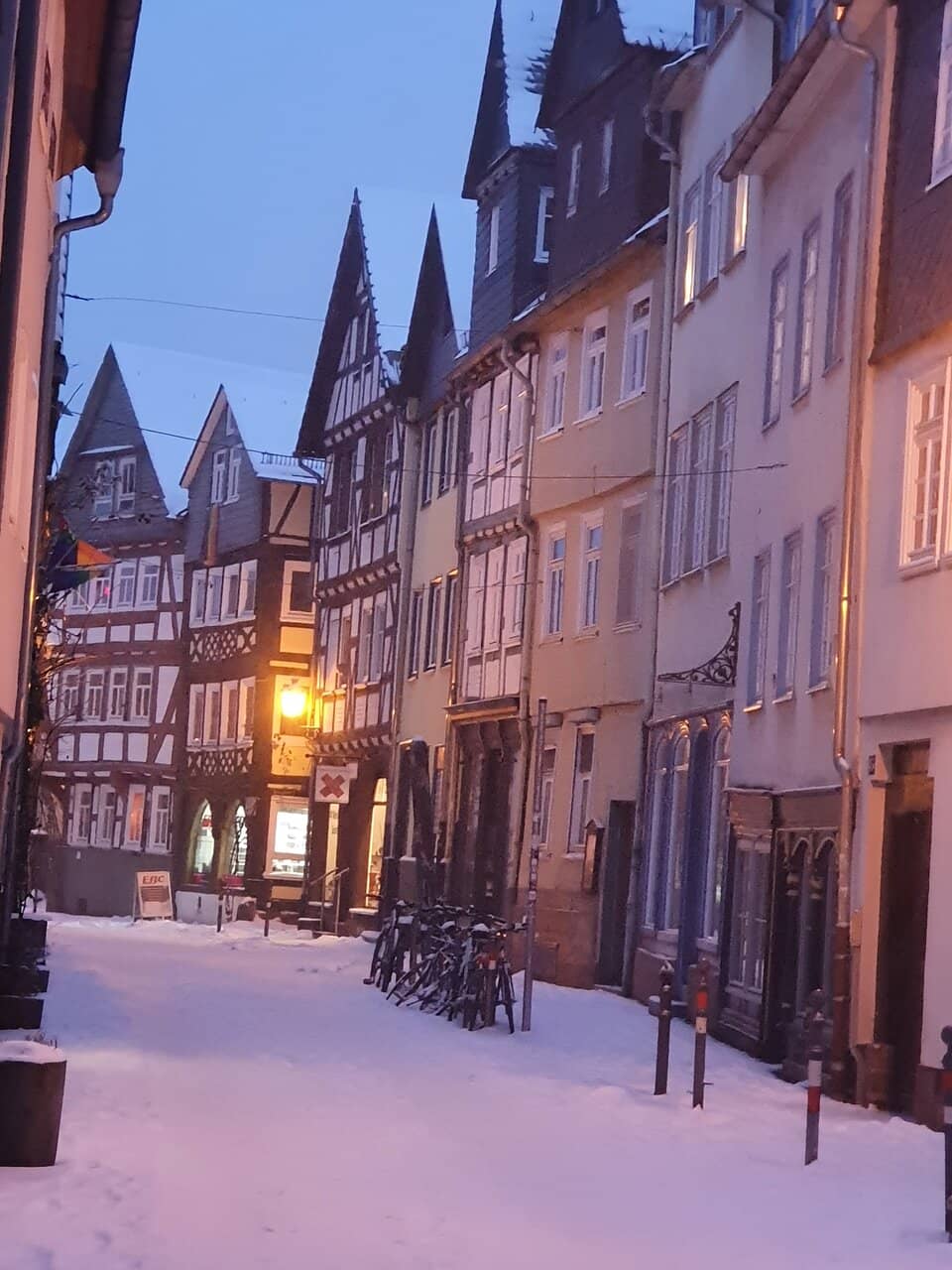 Hidden Courtyards & Alleys