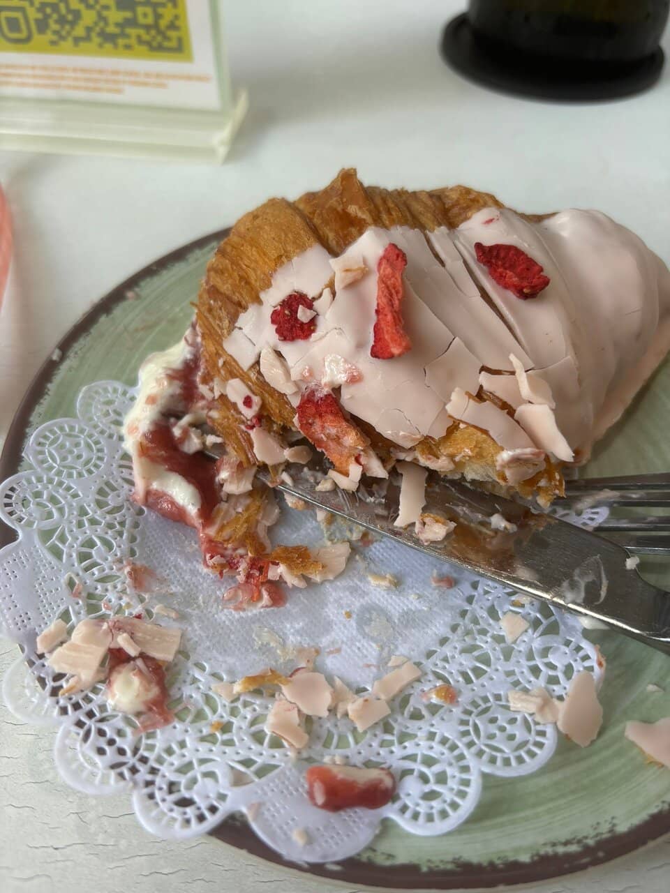 Cozy Atmosphere & Open Kitchen