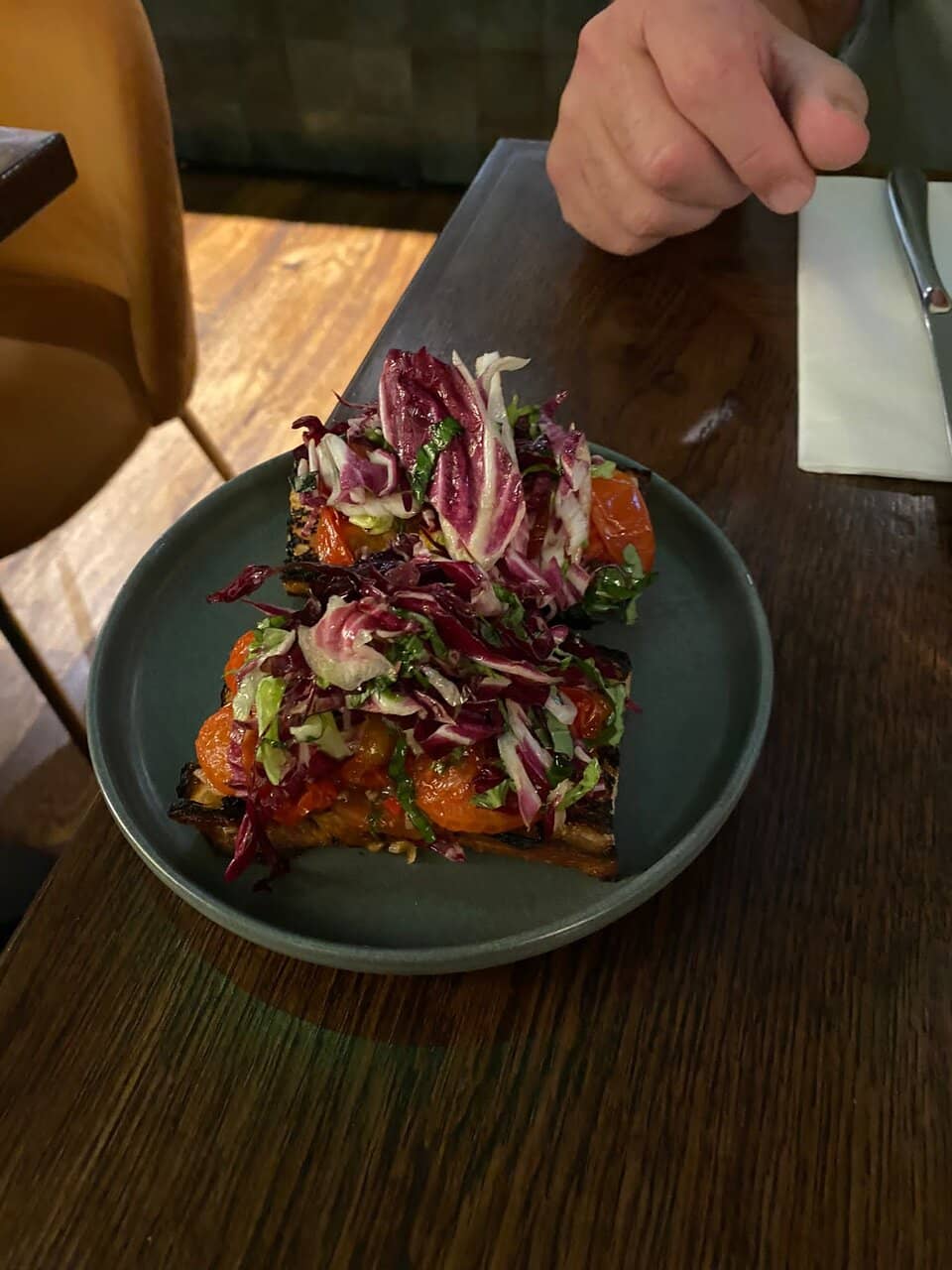 Cozy & Romantic Atmosphere