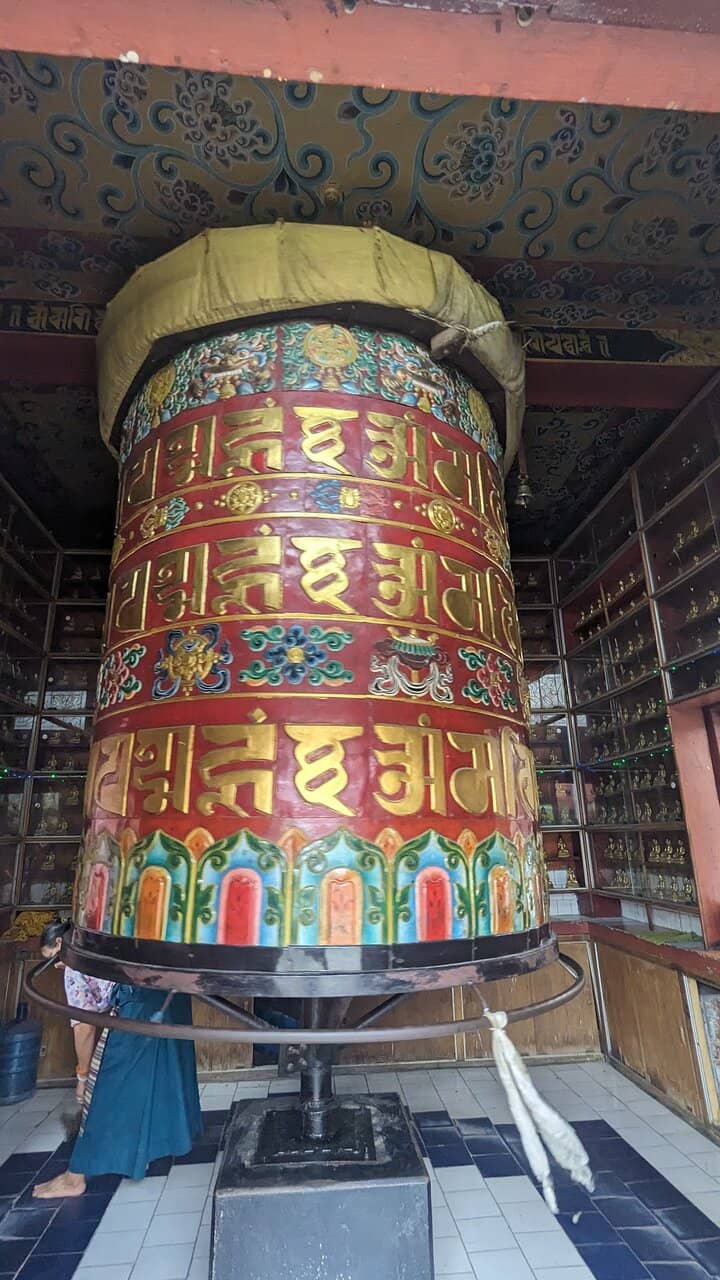 The 3 PM Puja Ceremony