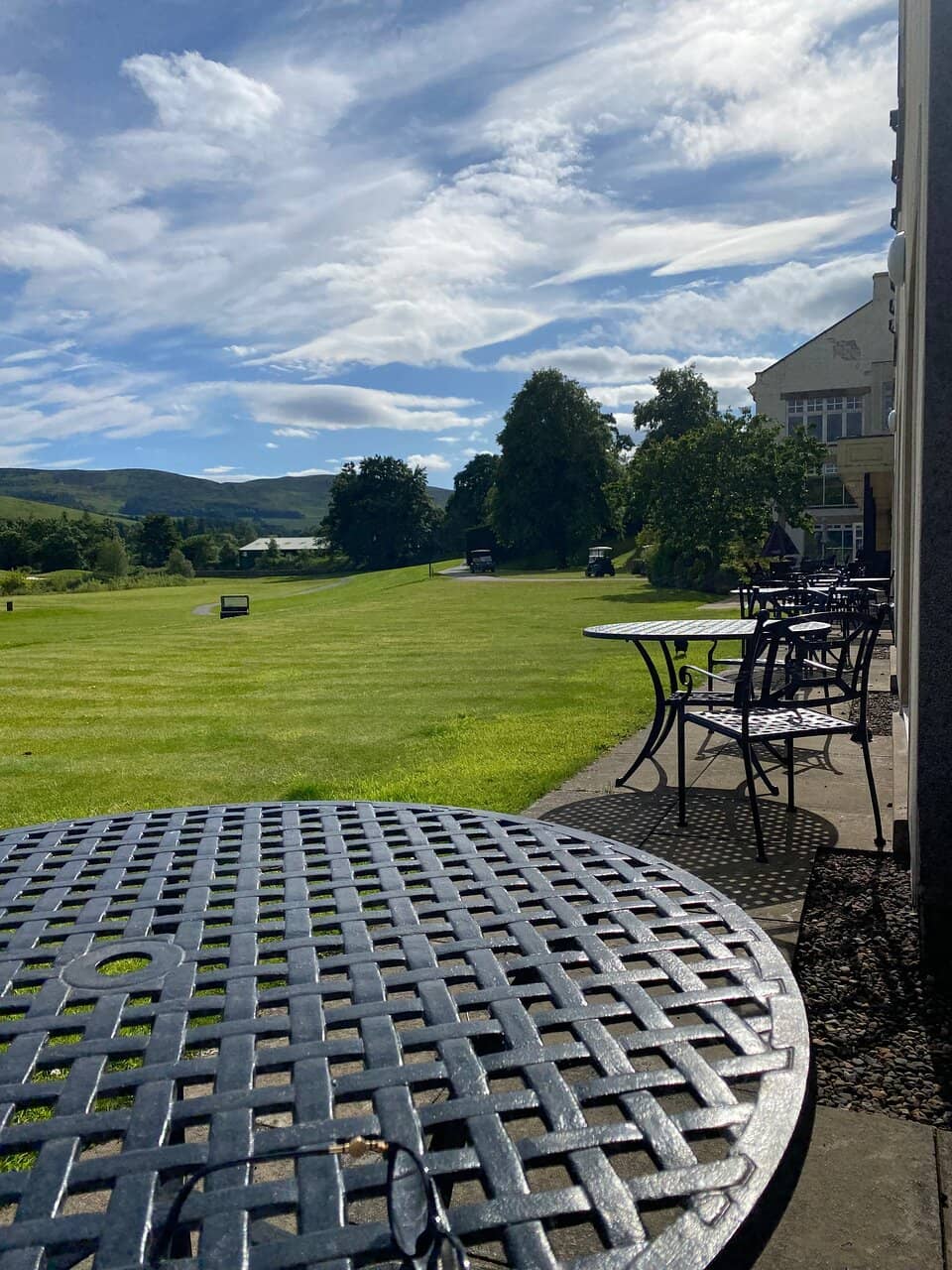 Cozy Pub & Delicious Food