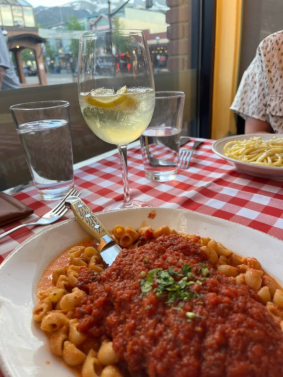 Cozy Atmosphere with Mountain Views