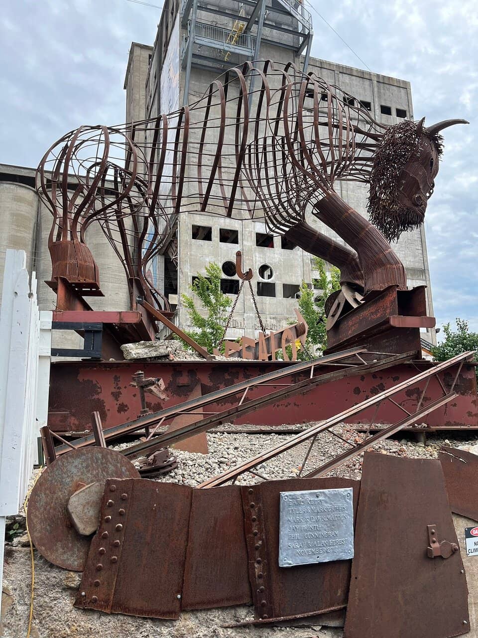 Waterfront Dining & Brews