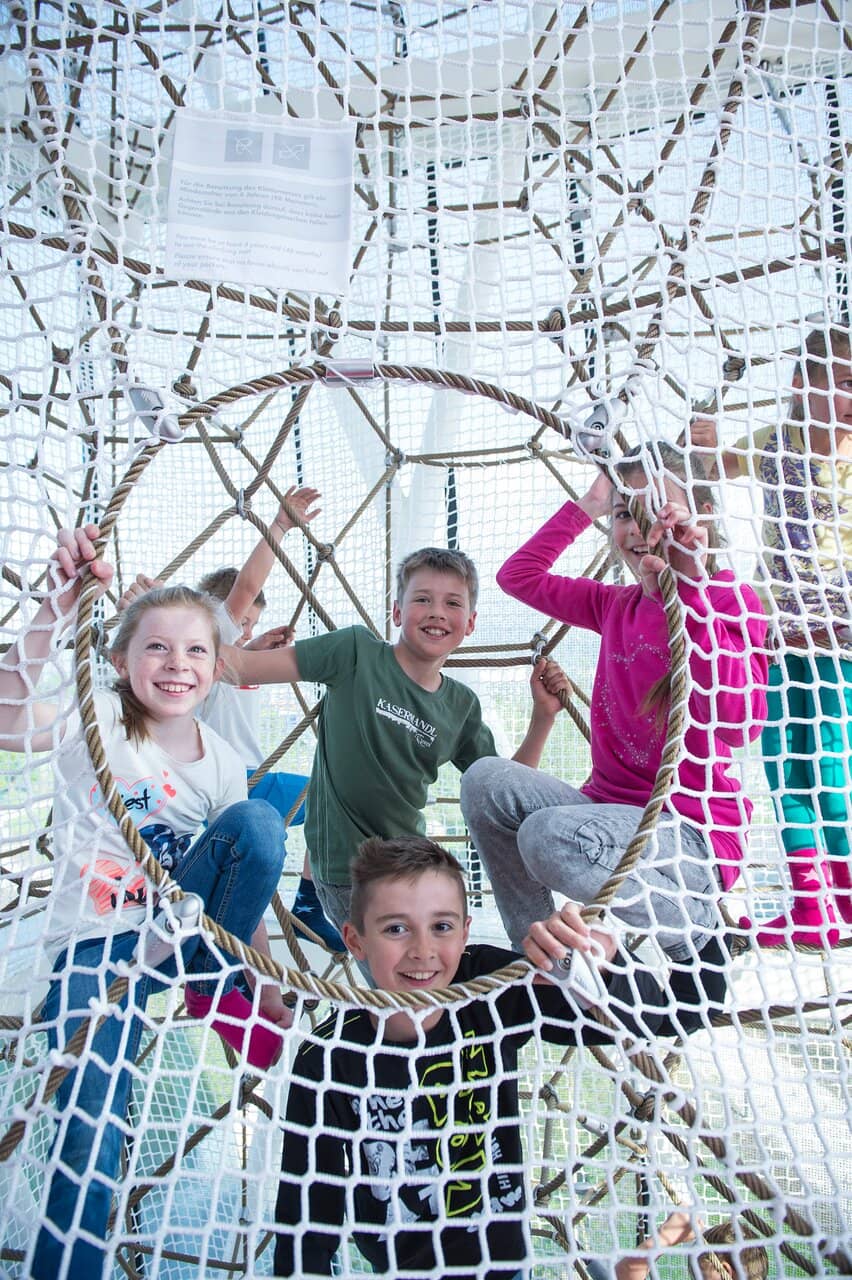 Celebrity & Movie Memorabilia