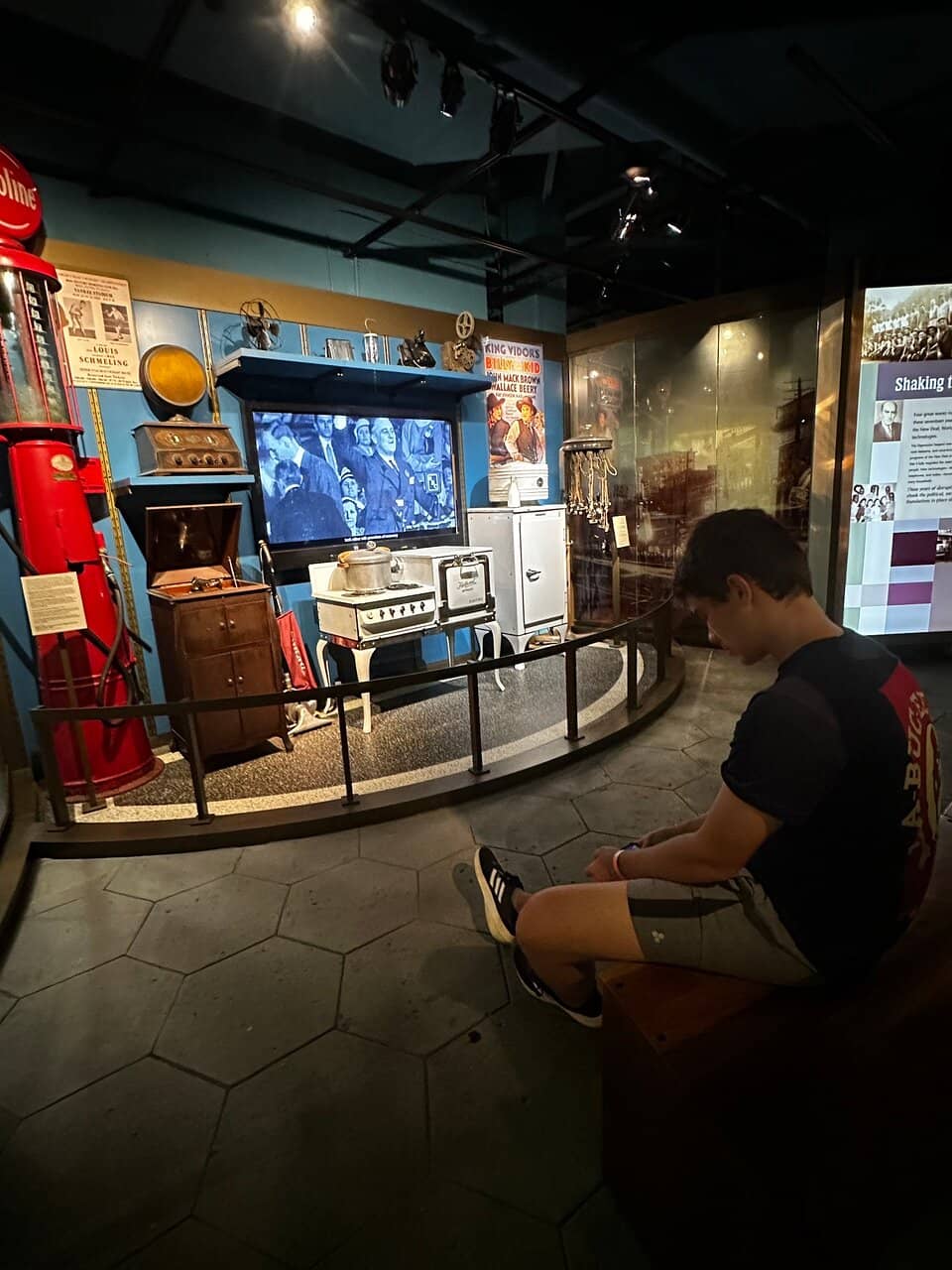 Special Exhibits & Events