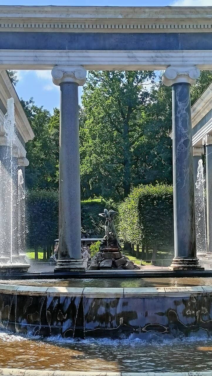 Hermitage Cascade Connection