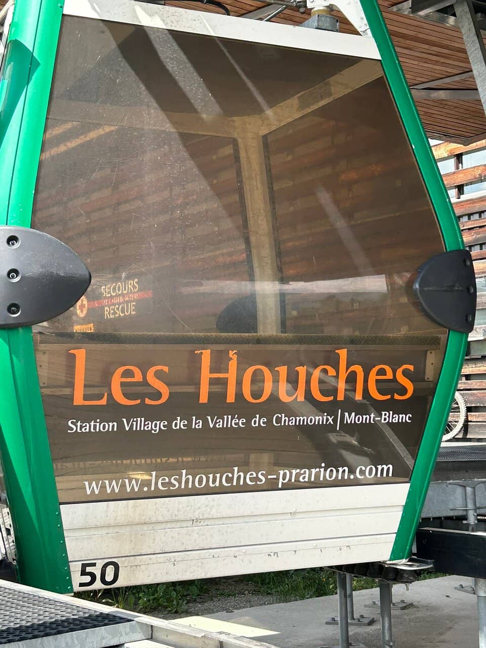 Beginner-Friendly Ski Slopes