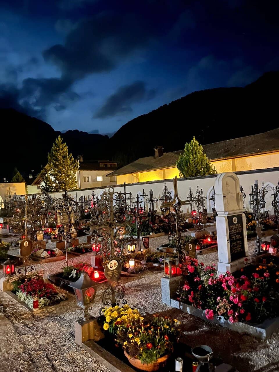 Our Lady of Help Painting