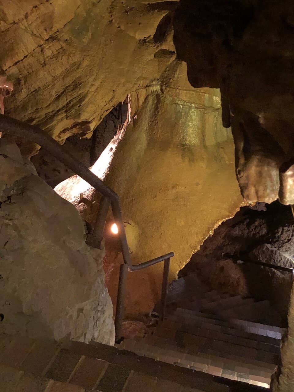 Gift Shop & Antique Mall