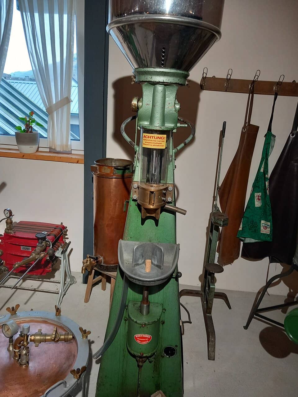 Cozy Bistro & Wine Bar