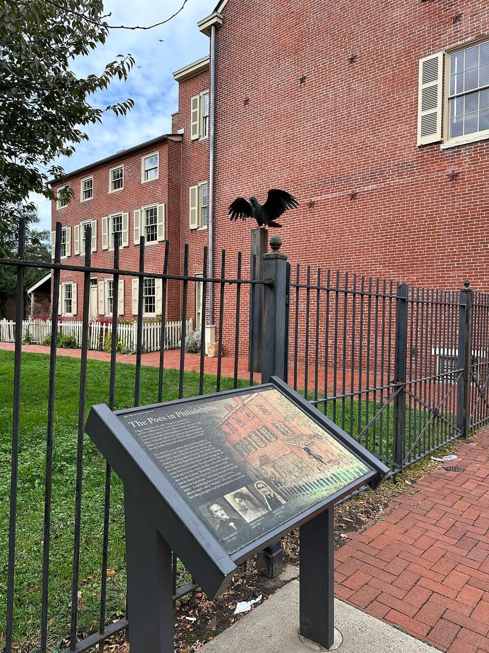 The Raven Sculpture