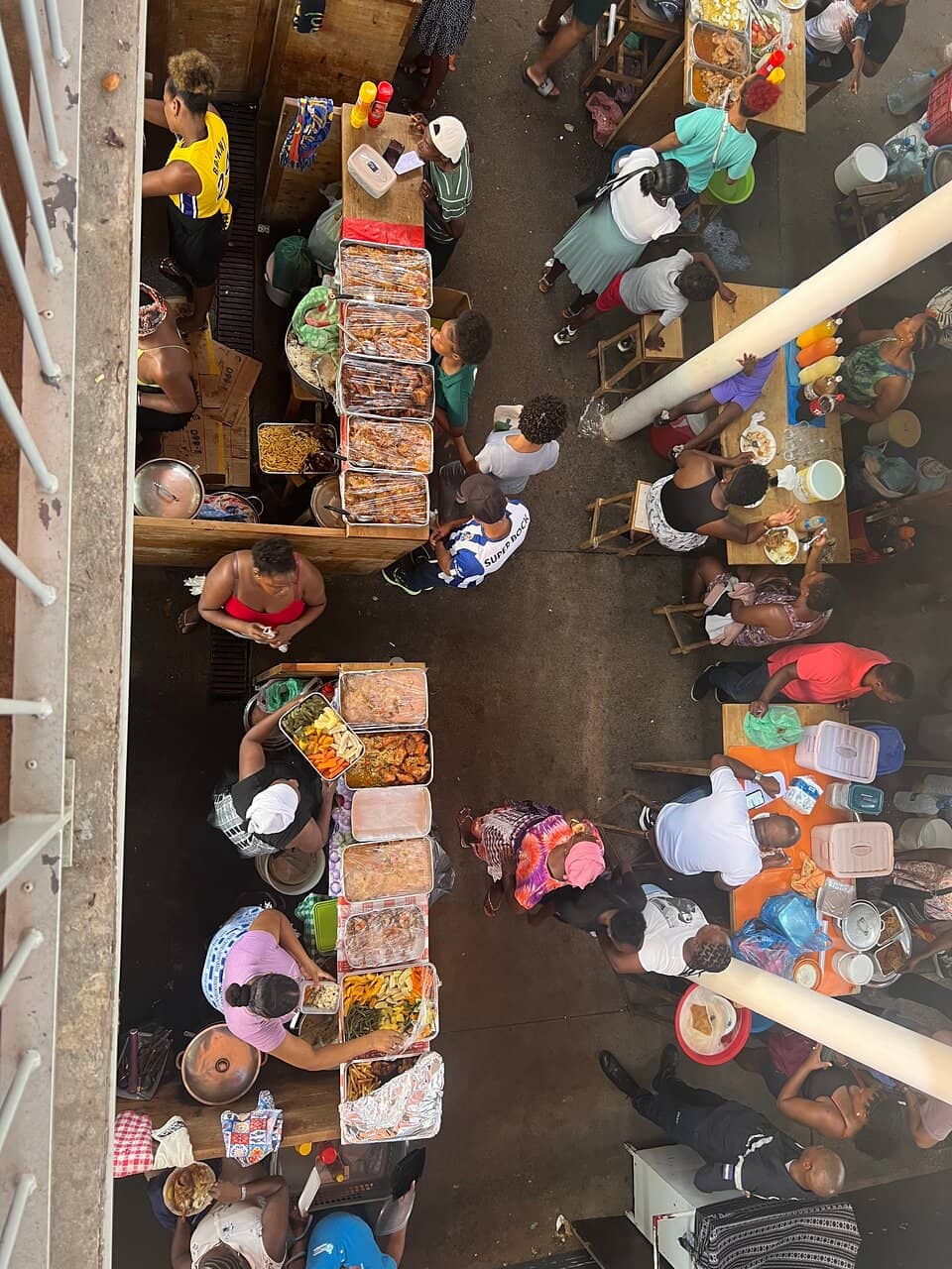 Panoramic Shoreline Views