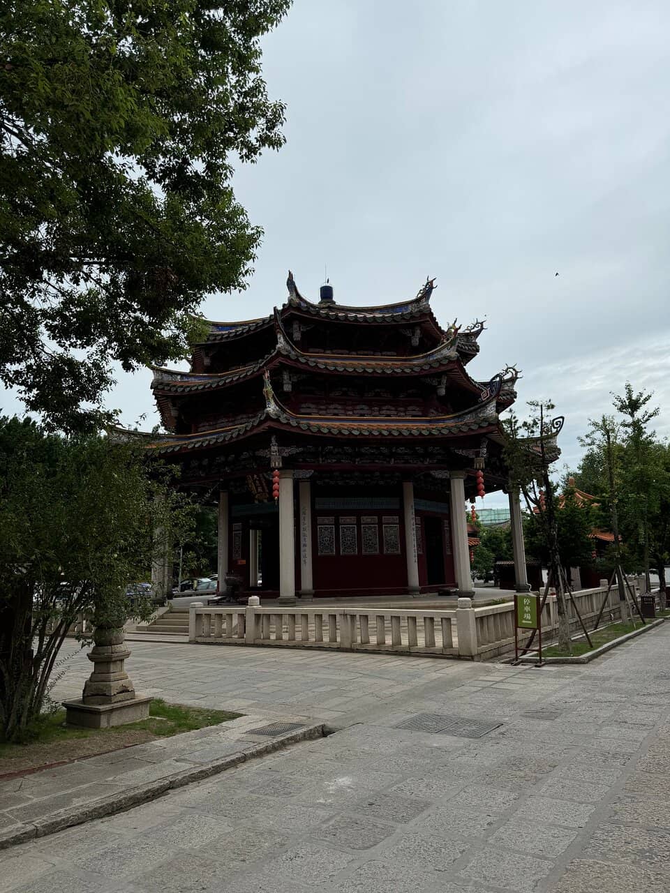 Spacious Temple Grounds