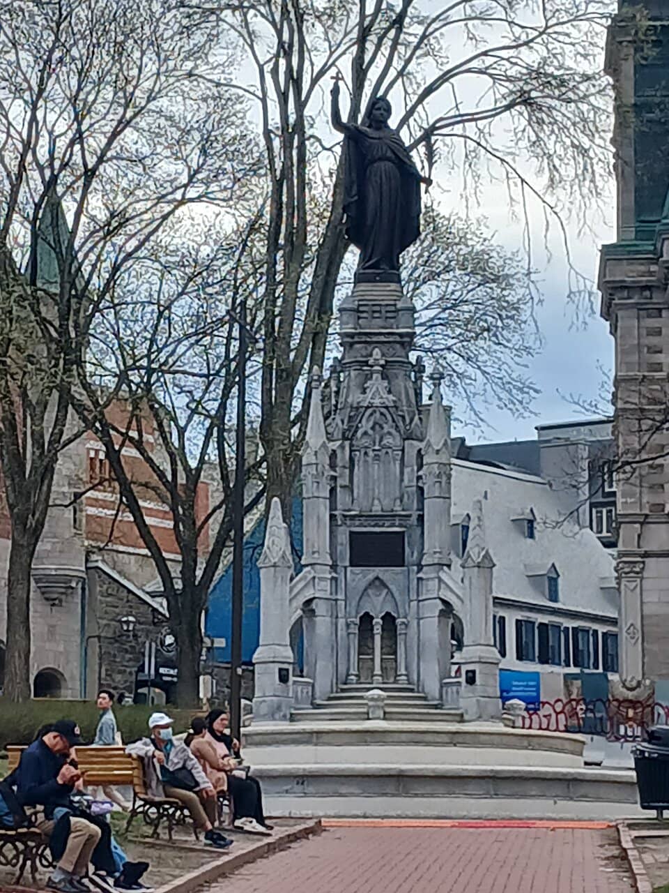 Rue du Trésor Art Street