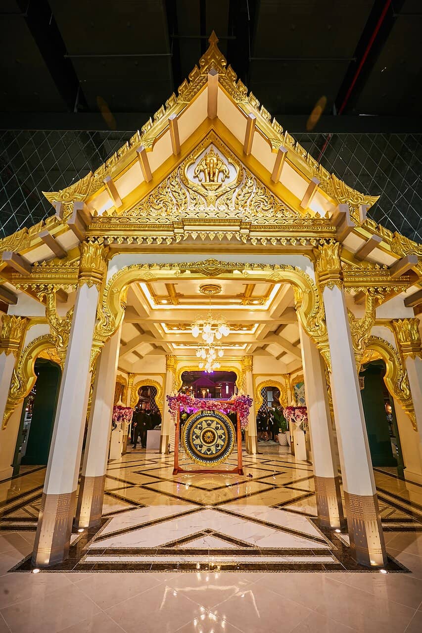 DIY Souvenir Crafting