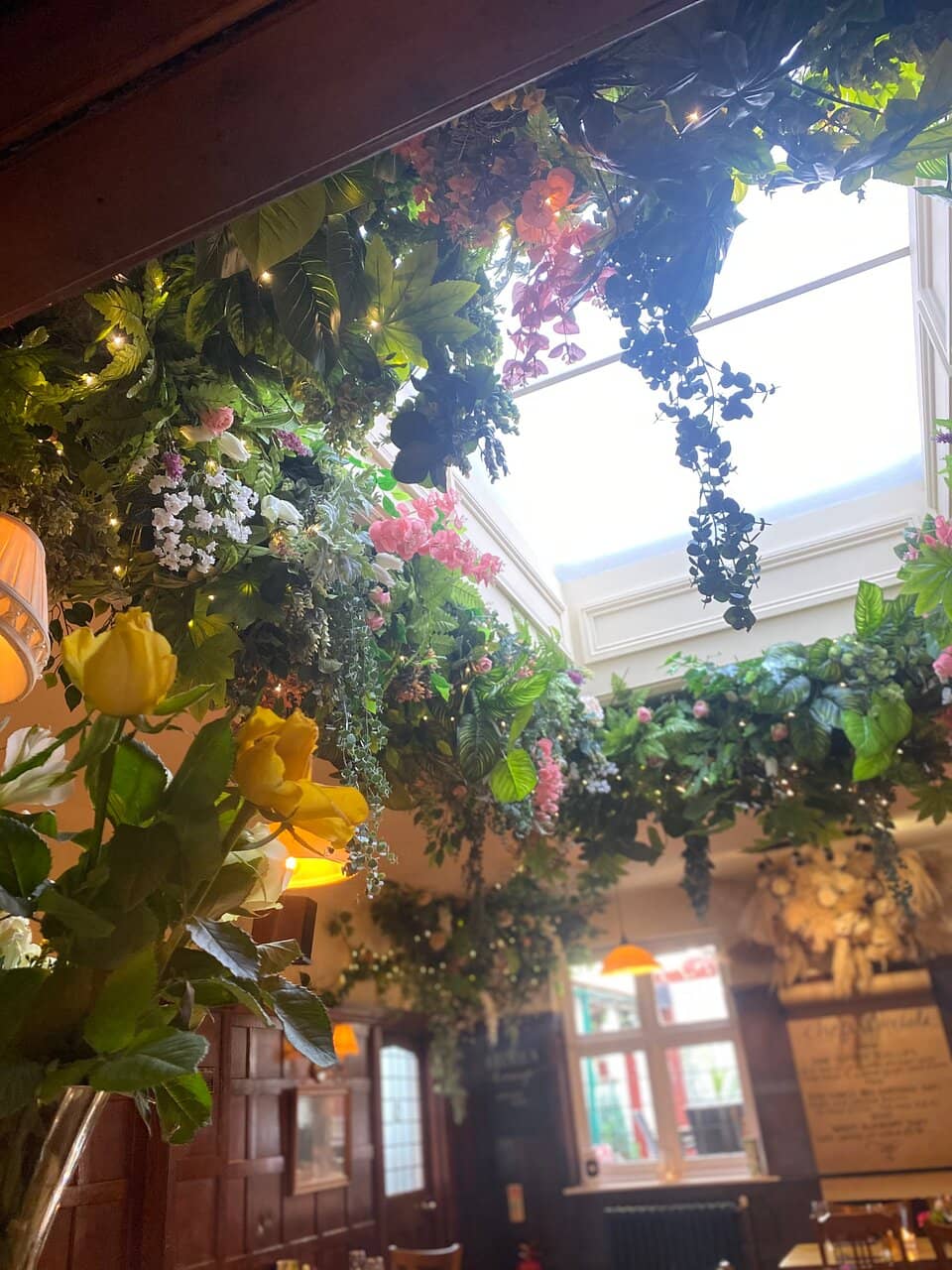 Craft Ales and Cozy Atmosphere