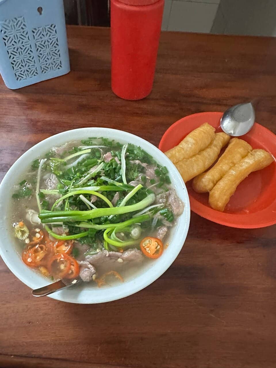 Unique 'Dau Chao Quay' Pairing