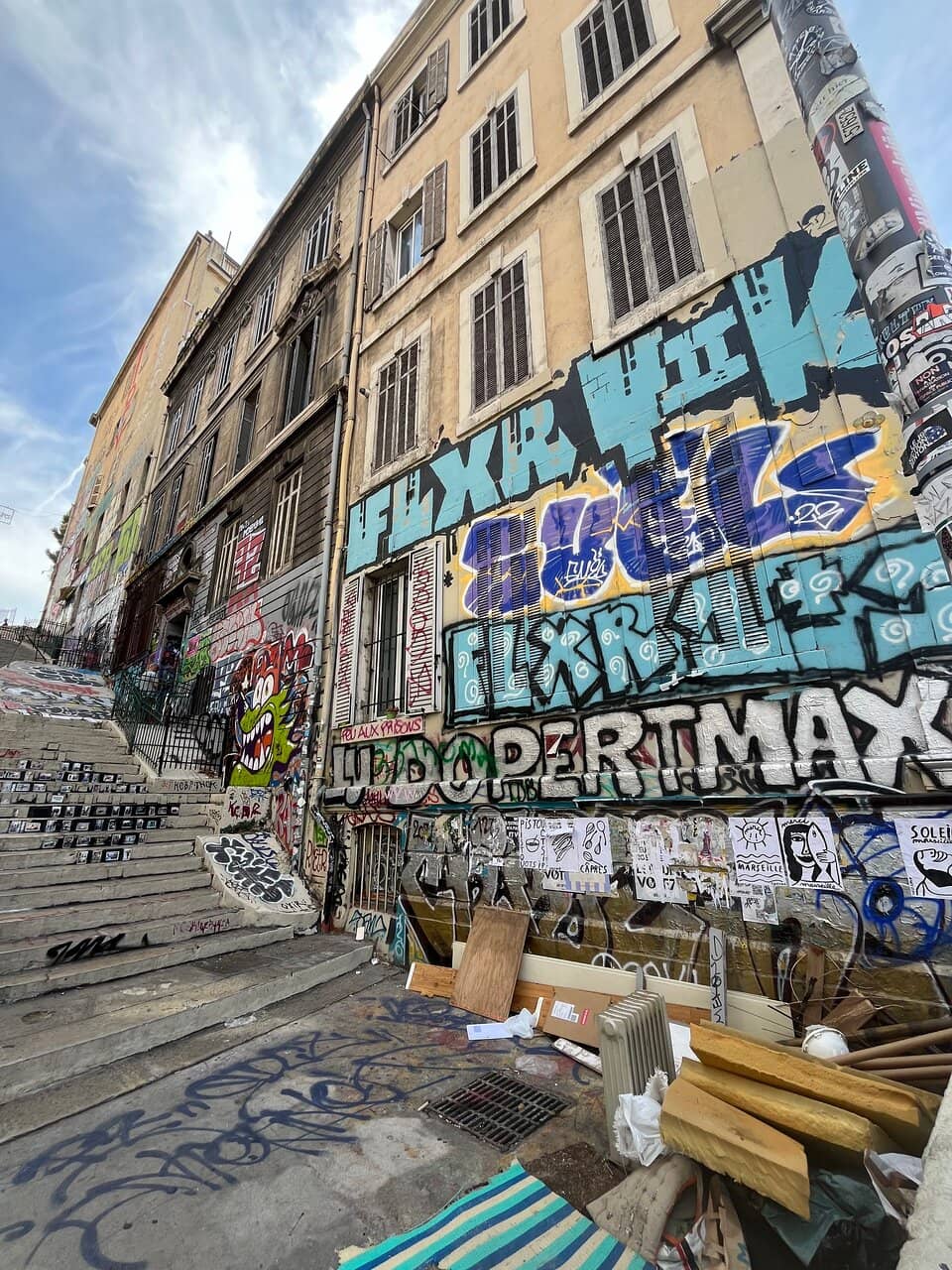 Cours Julien Staircase