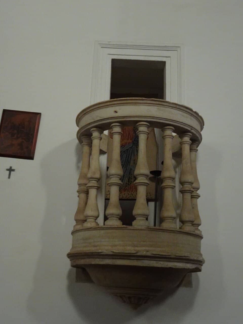 The 'Atlantes' (Giants)