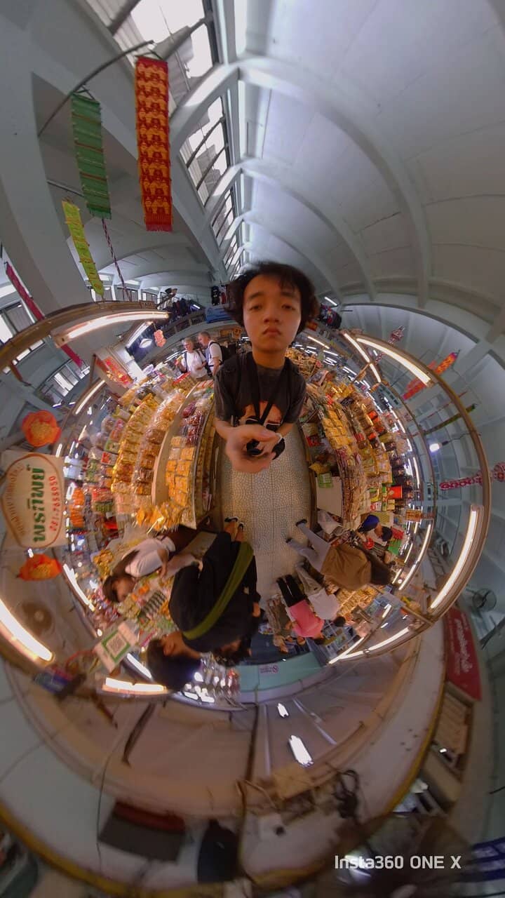 Vibrant Flower Stalls