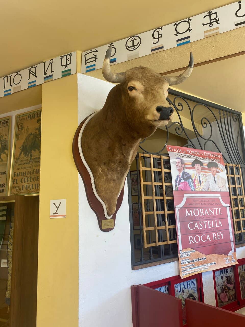 Sunday Antiques & Flea Market