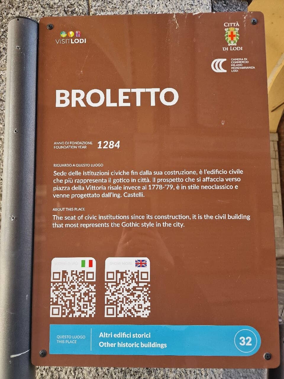 Palazzo del Broletto Facade