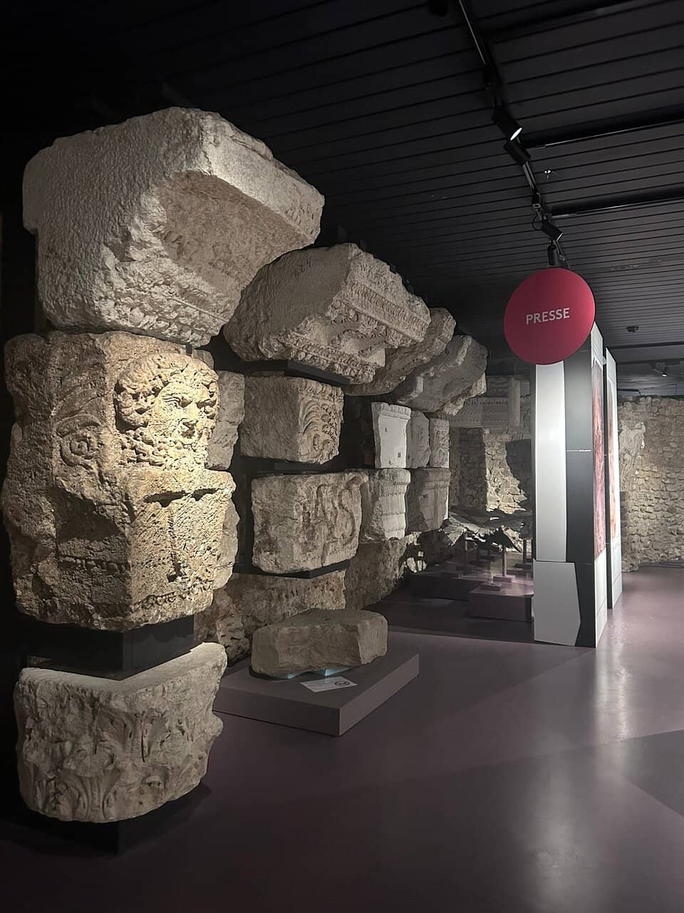 Julius Caesar Statue