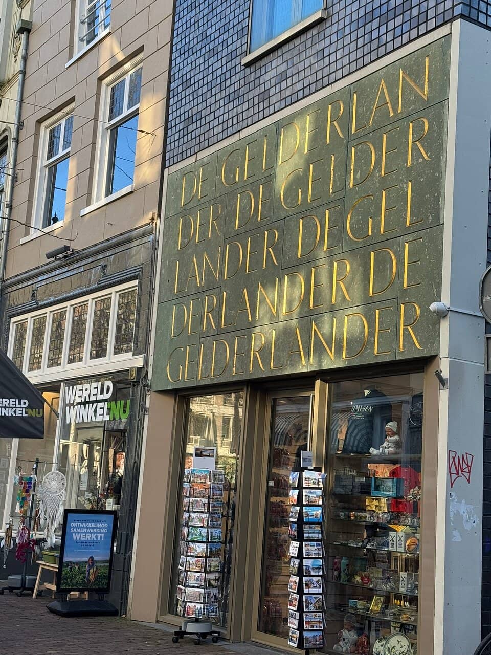 Cozy Cafes and Eateries