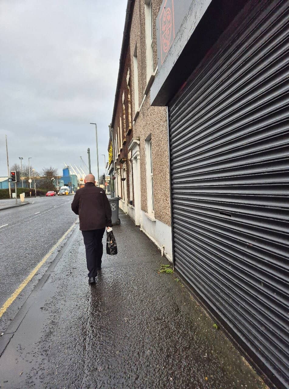 Local Eateries & Pubs