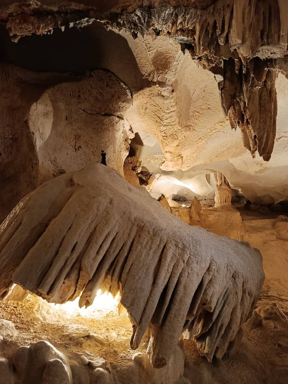 Bai Tu Long Bay Scenery