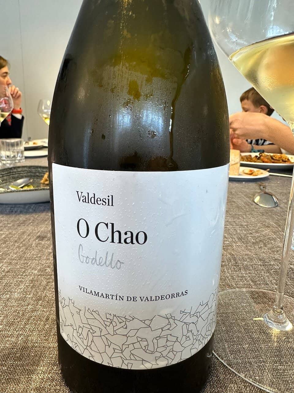 Charming Outdoor Dining