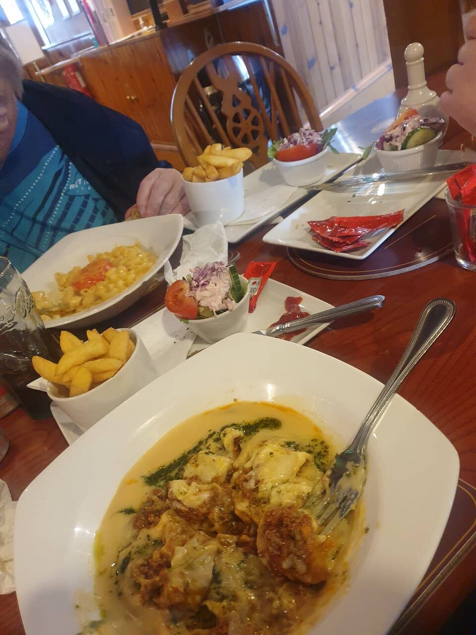 Cozy, Convivial Atmosphere