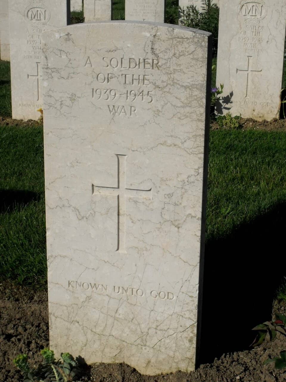 Graves of Indian and Muslim Soldiers