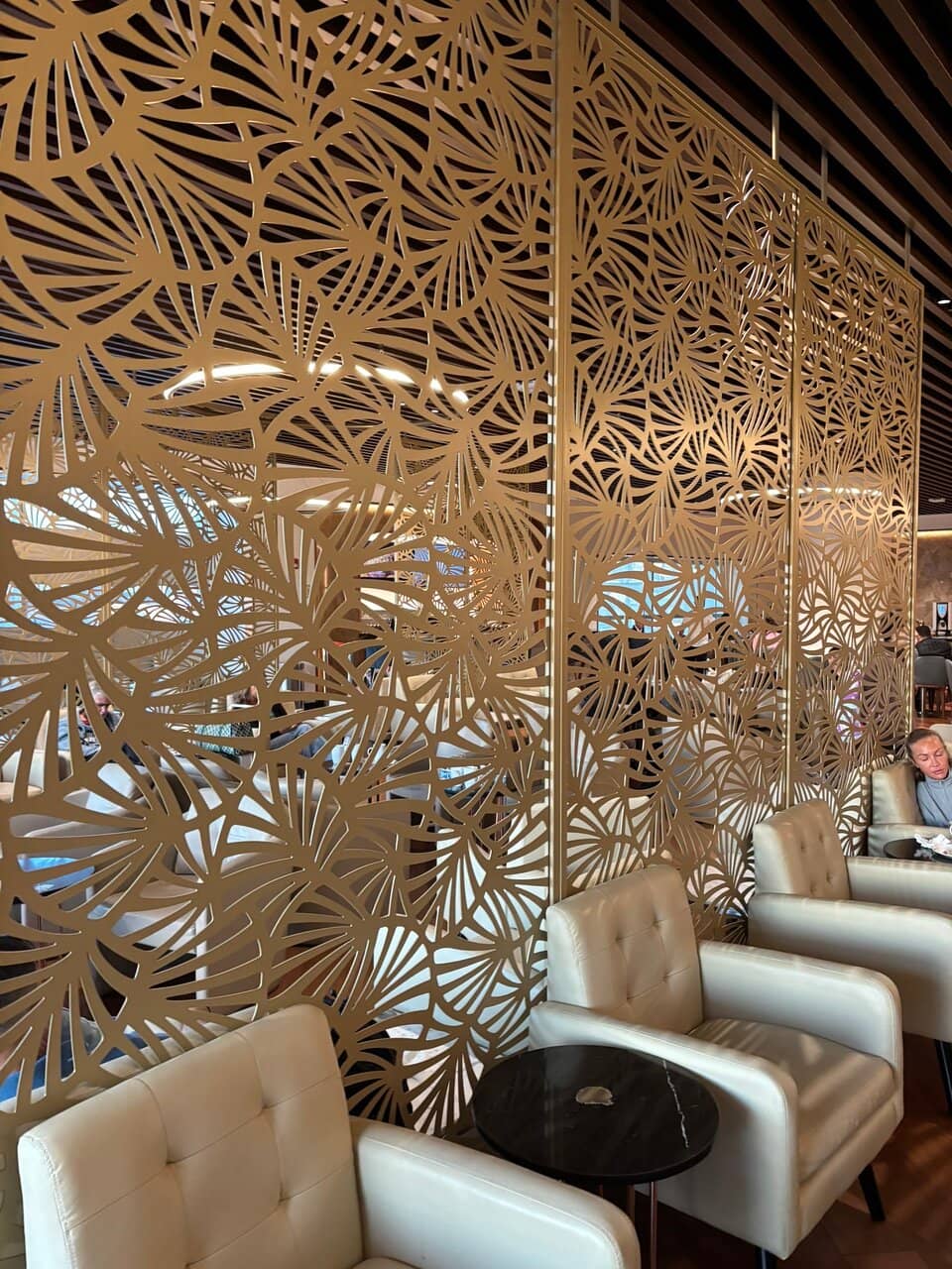 Private Suites & Showers