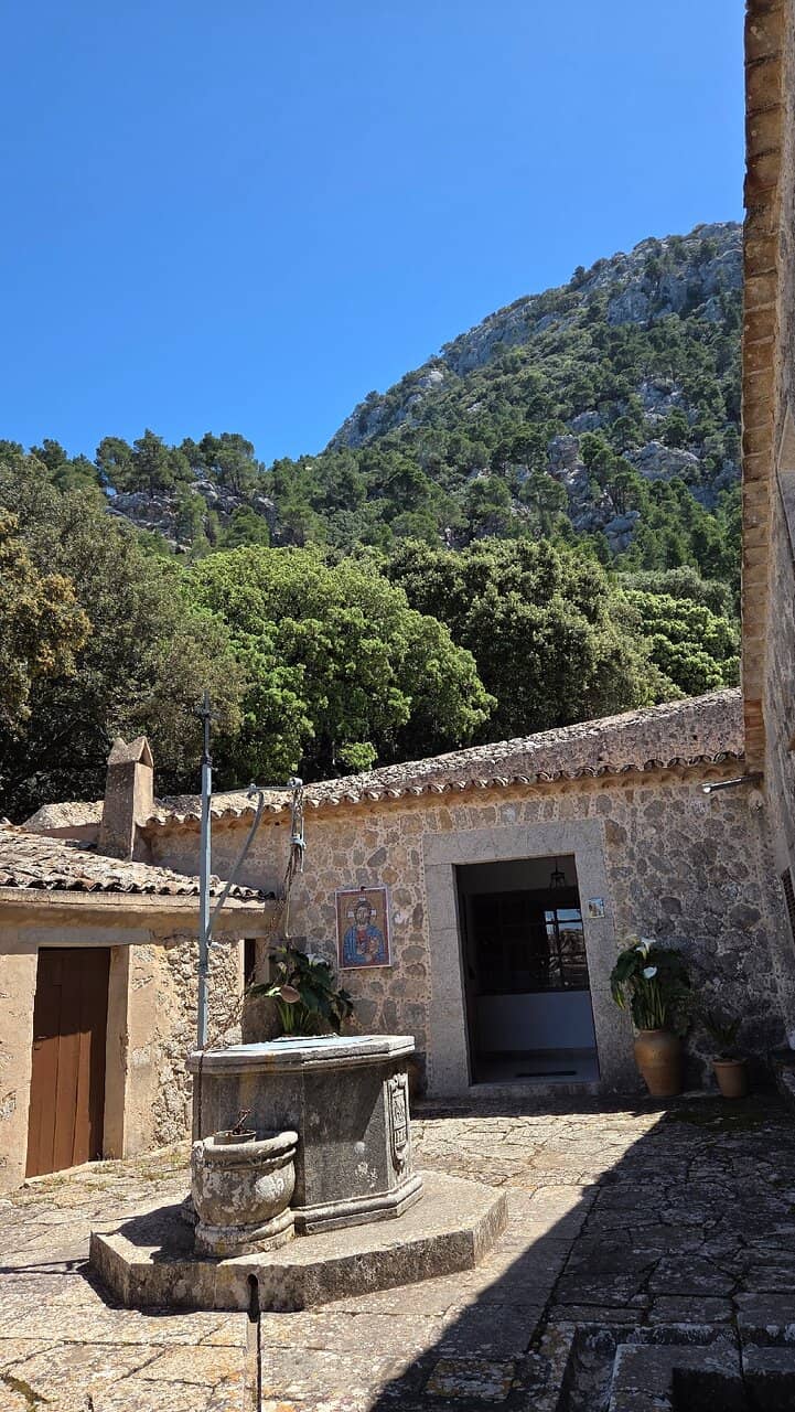 Tranquil Mountain Setting