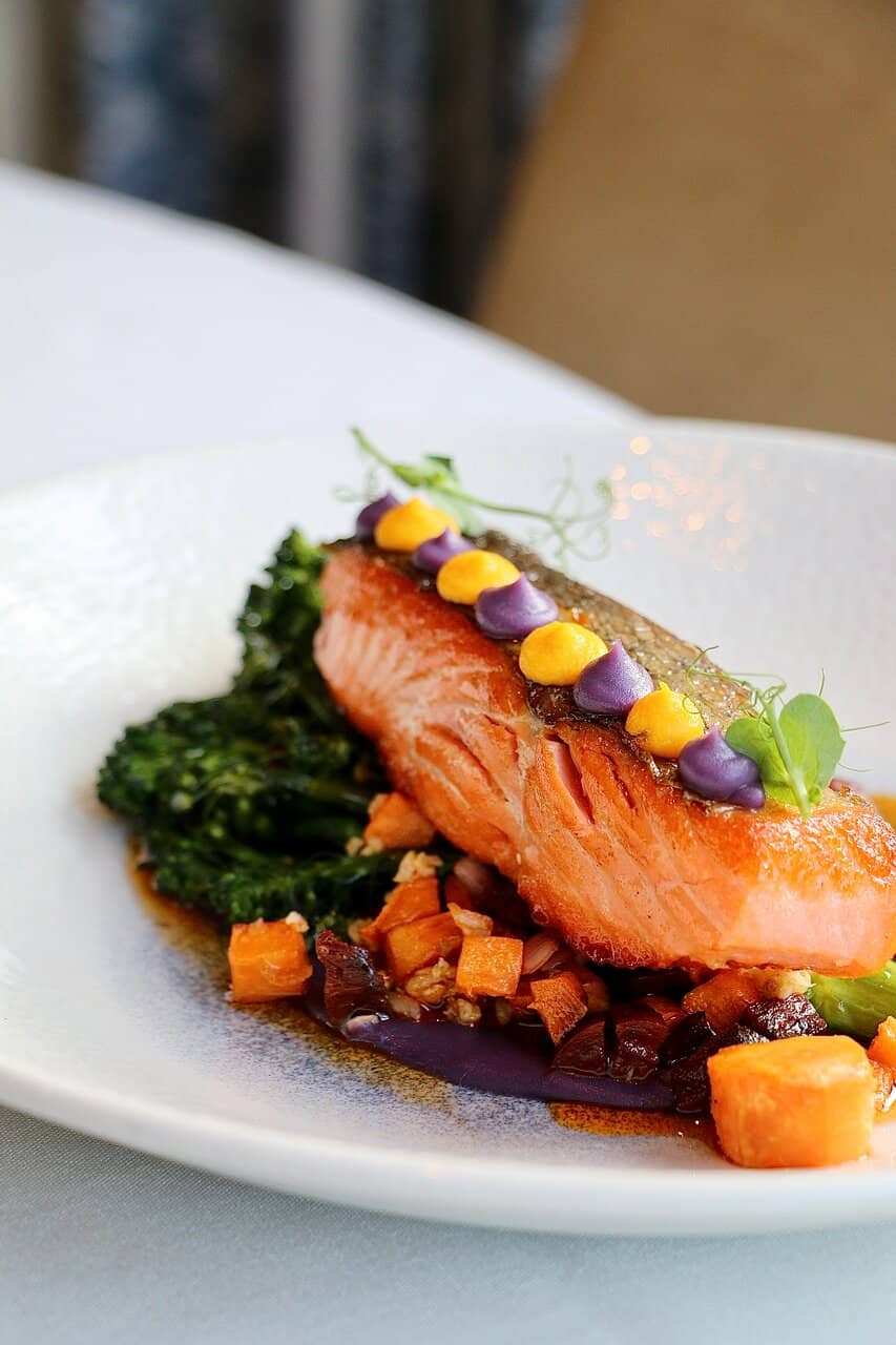 Charming Parisian Ambiance