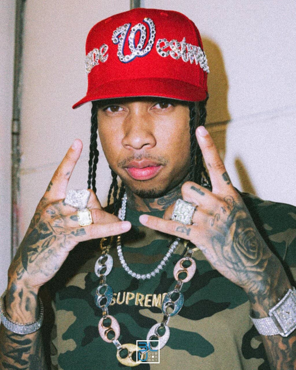 Vibrant Club Atmosphere